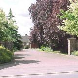 Lodge Cl from South Street (5412) KT